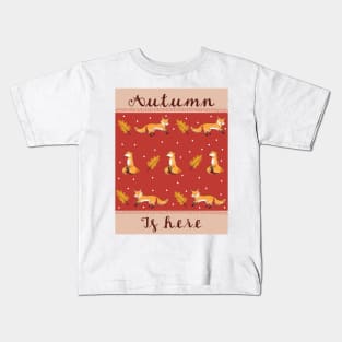 Autumn is here - Life of a Fox Kids T-Shirt